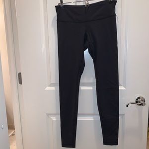 Wunder Under plain black leggings